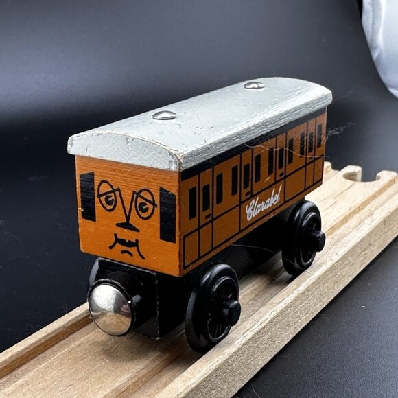 Thomas Wooden Railway Vtg 2003 Clarabel Passenger Coach Learning Curve - Picture 1 of 10